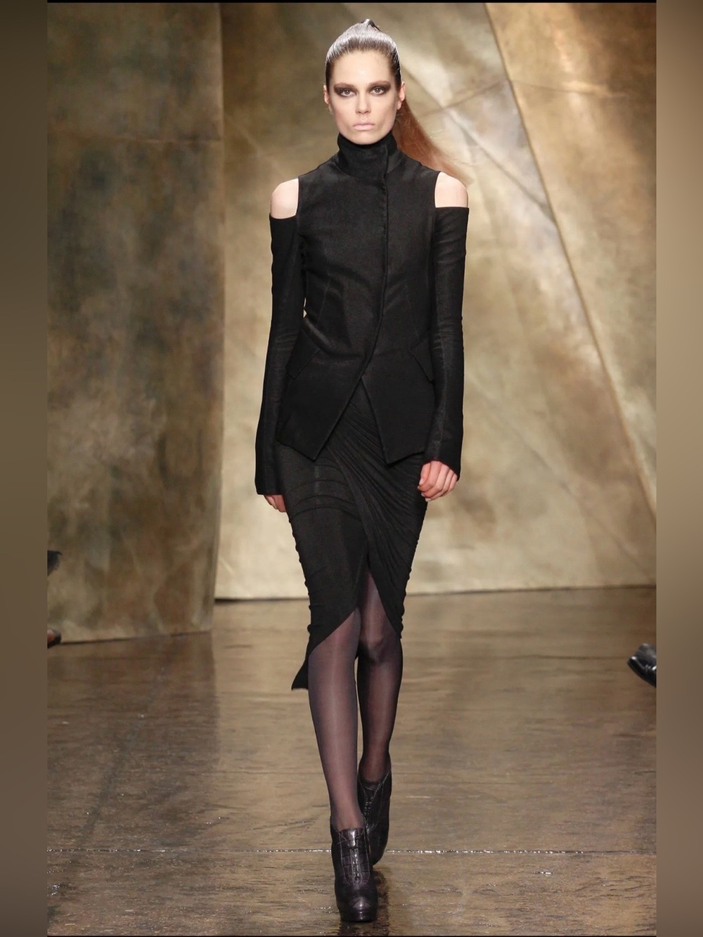 Donna Karan Black Cold-Shoulder Blazer Sz. 10